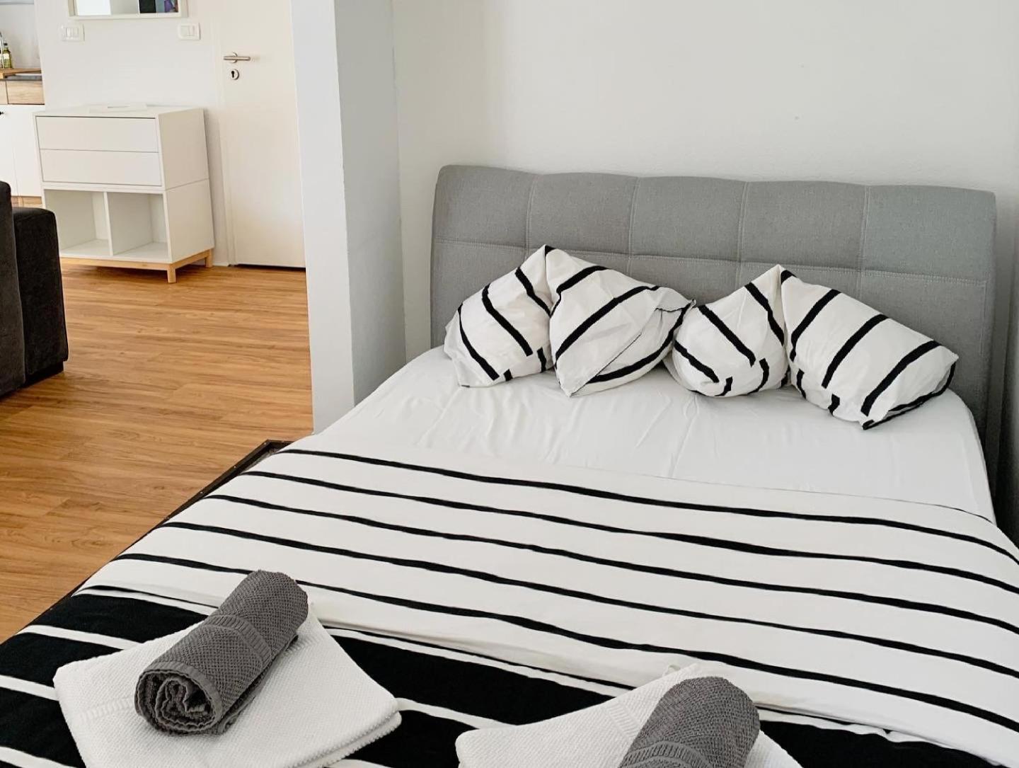 Aparthouse Porto Пиран Екстериор снимка